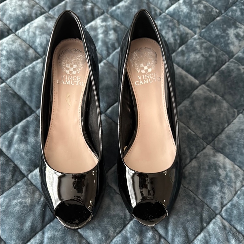 Vince Camuto Black Heeled Shoes
